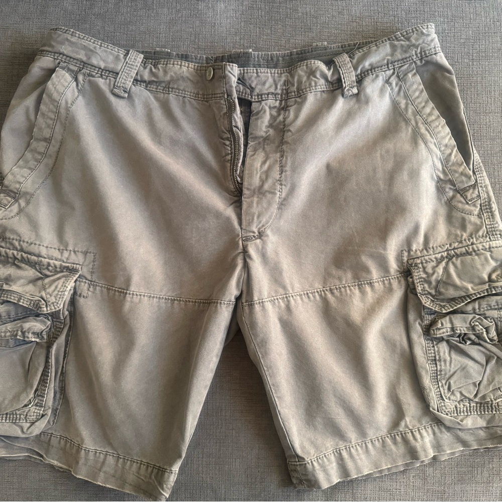 Men's RL Cargo Shorts Size 40